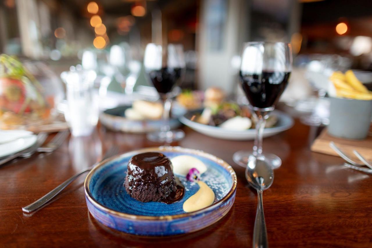 Wineport Lodge กลาสซัน ภายนอก รูปภาพ