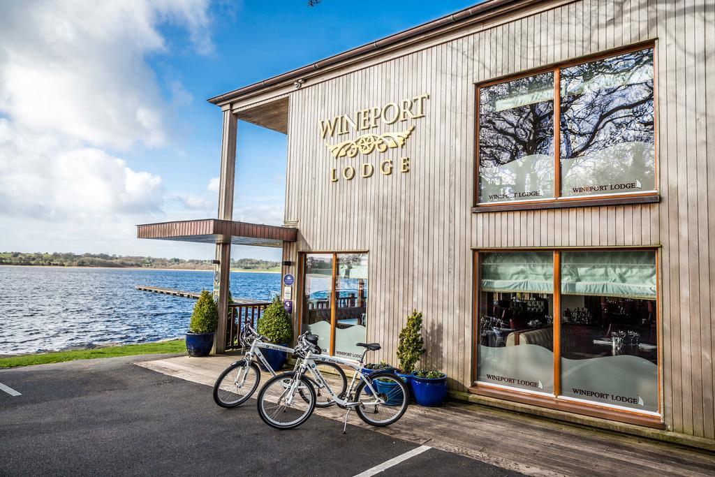 Wineport Lodge กลาสซัน ภายนอก รูปภาพ