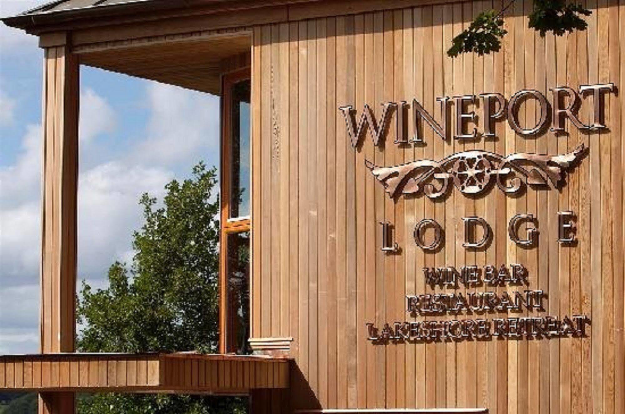 Wineport Lodge กลาสซัน ภายนอก รูปภาพ