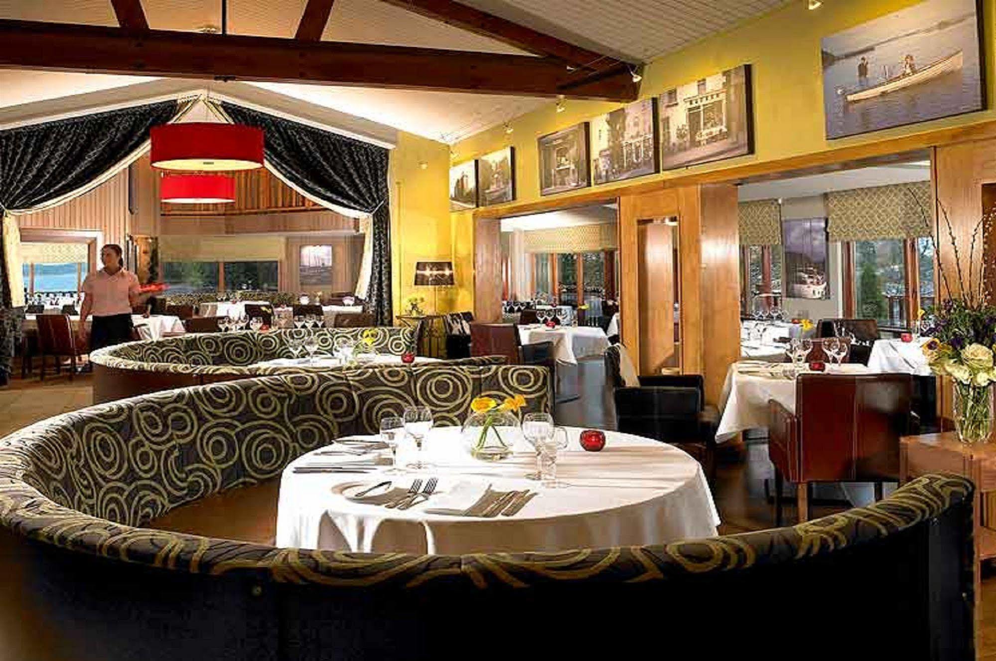 Wineport Lodge กลาสซัน ภายนอก รูปภาพ
